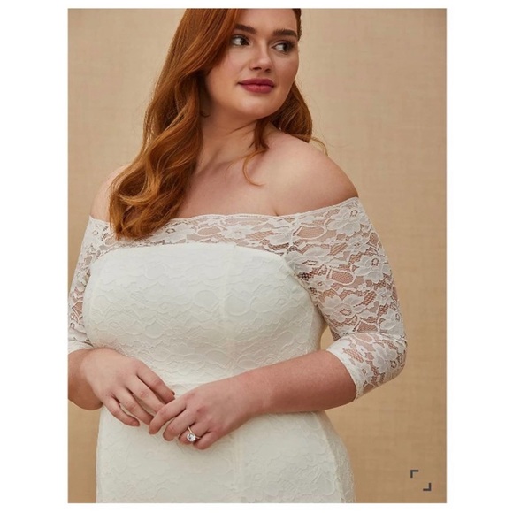 Torrid Ivory Lace Off Shoulder Fit & Flare Train Scalloped Hem Wedding Dress - Picture 3 of 7